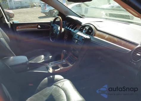 2011 Buick Enclave 1Xl z USA, uszkodzony, nr VIN 5GAKVBED5BJ345217